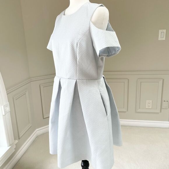 ✨HOST PICK✨Elle by RW&CO Short Sleeve Mini Cocktail Dress in Baby Blue in - Picture 3 of 6